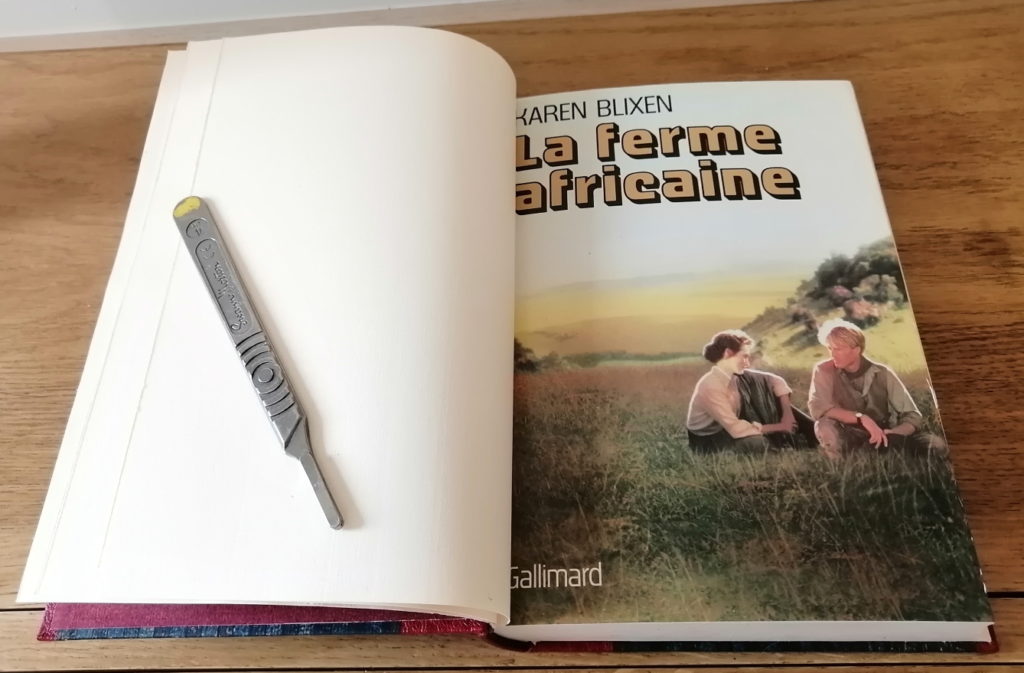 La Ferme africaine - Karen Blixen - Atelier de Reliure à Fleur de Pages - Reliure demi-cuir à bandes - Papier artisanal